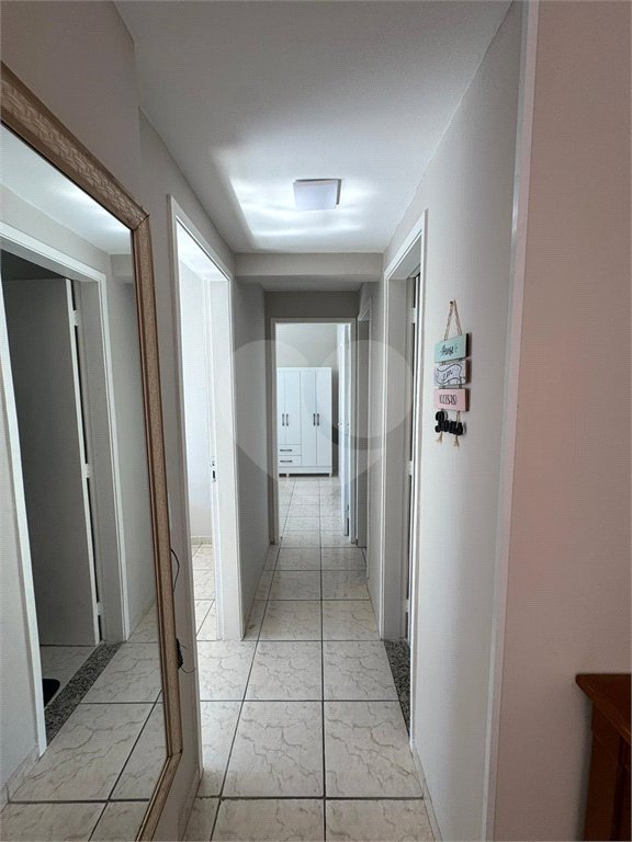 Apartamento à venda com 3 quartos, sendo 1 suíte, no Centro, Cabo Frio, RJ