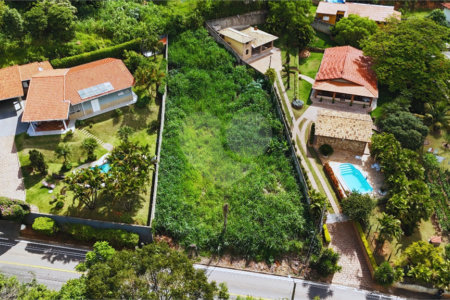 Terreno à venda ou para alugar em Vila Omízollo, Louveira, SP