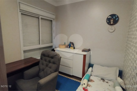Apartamento à venda ou para alugar com 3 suítes em Vila Anastácio, São Paulo, SP