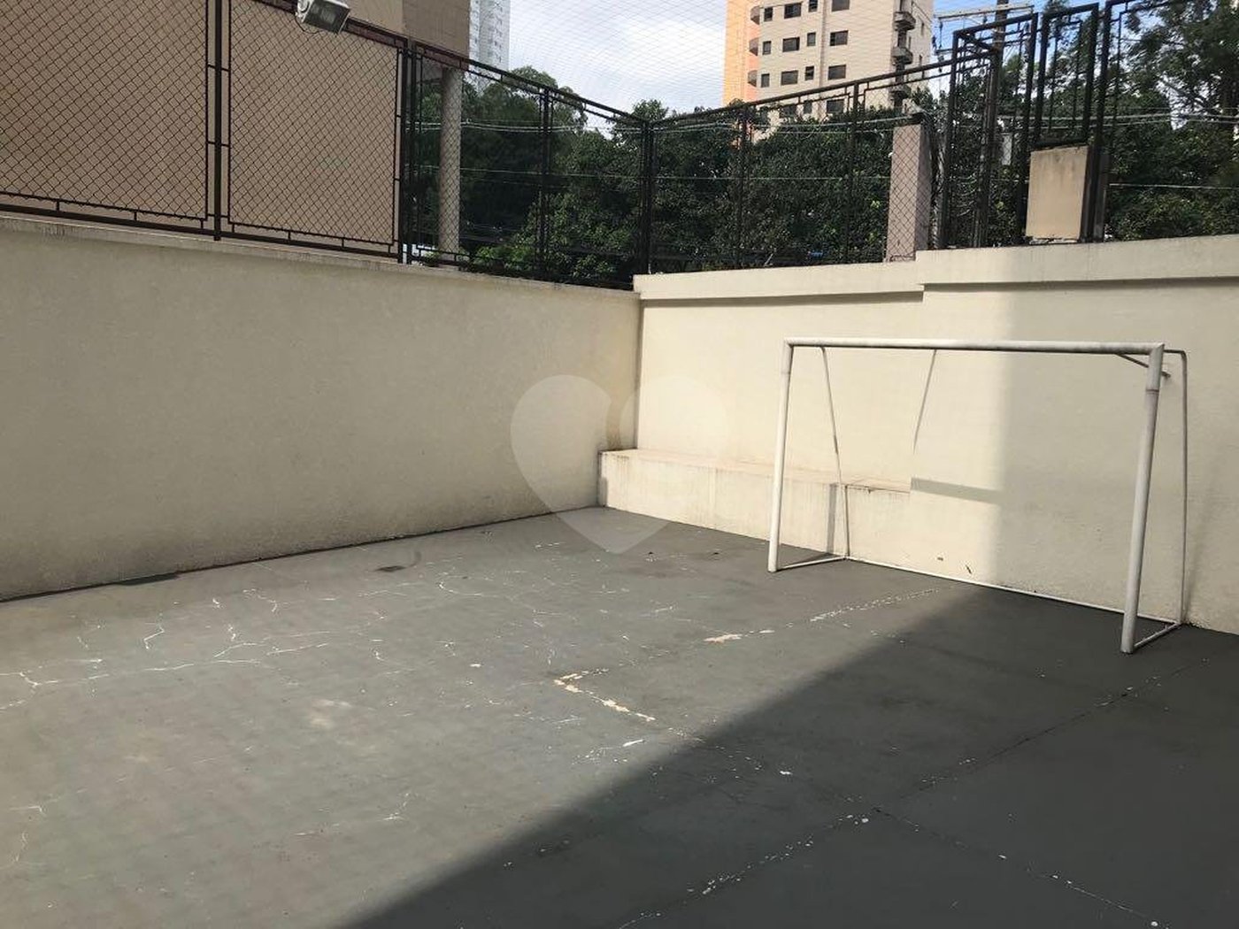 Apartamento à venda com 3 suítes em Jardim Londrina, São Paulo, SP