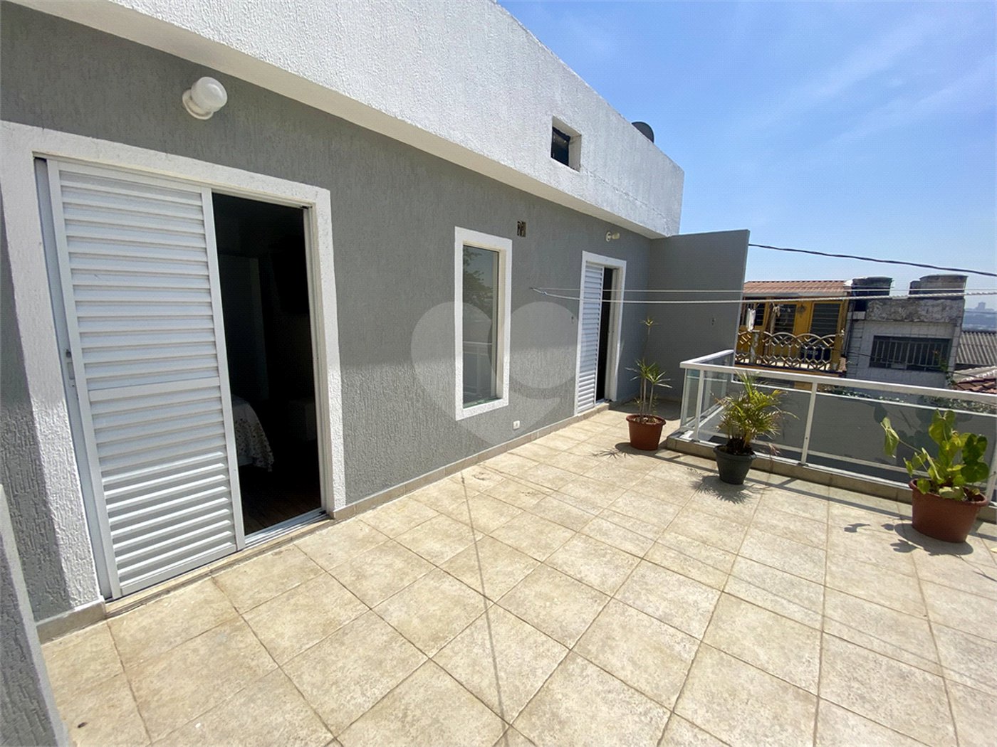 Sobrado à venda com 4 quartos, sendo 1 suíte, em Vila Medeiros, São Paulo, SP