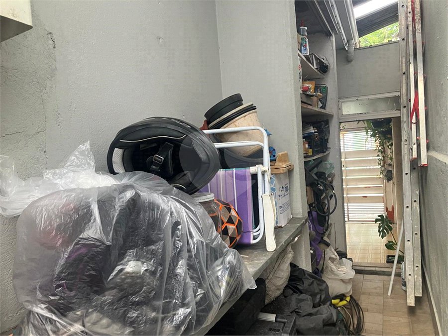 Casa Térrea à venda com 3 quartos em Vila Nivi, São Paulo, SP