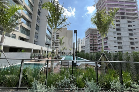 Apartamento à venda com 2 suítes em Campo Belo, São Paulo, SP