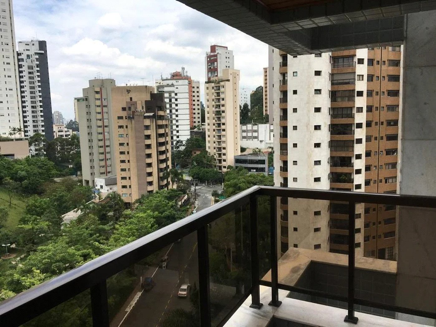 Apartamento à venda com 4 quartos, sendo 2 suítes, em Vila Andrade, São Paulo, SP