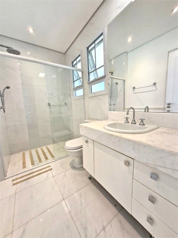 Casa à venda com 4 suítes no condomínio Chácara Flora, São Paulo - SP