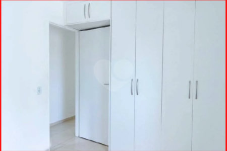 Apartamento à venda com 3 quartos, sendo 1 suíte, em Bosque da Saúde, São Paulo, SP