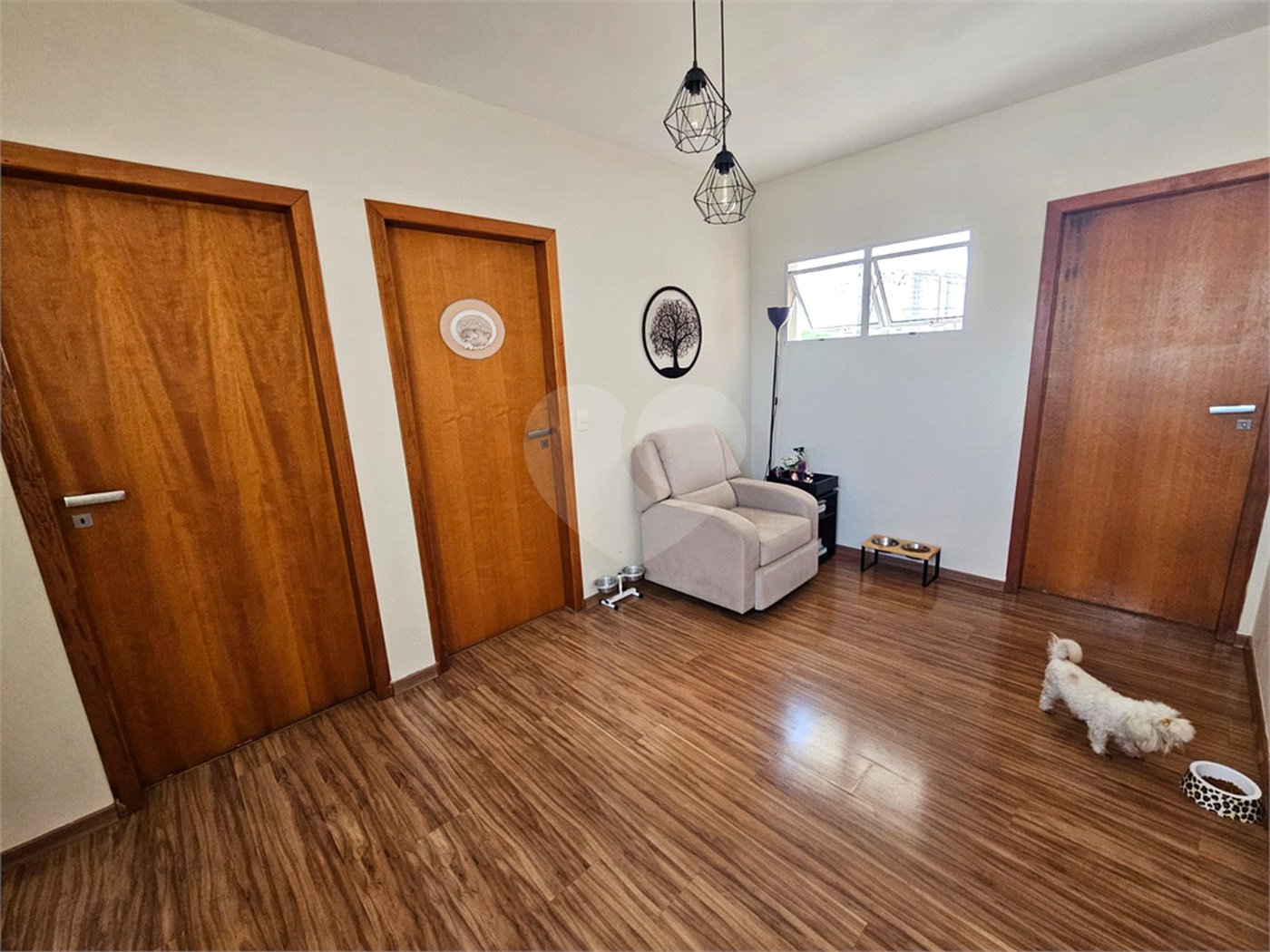 Casa à venda com 4 quartos, sendo 2 suítes,  no condomínio Jd Portugal, Sorocaba - SP