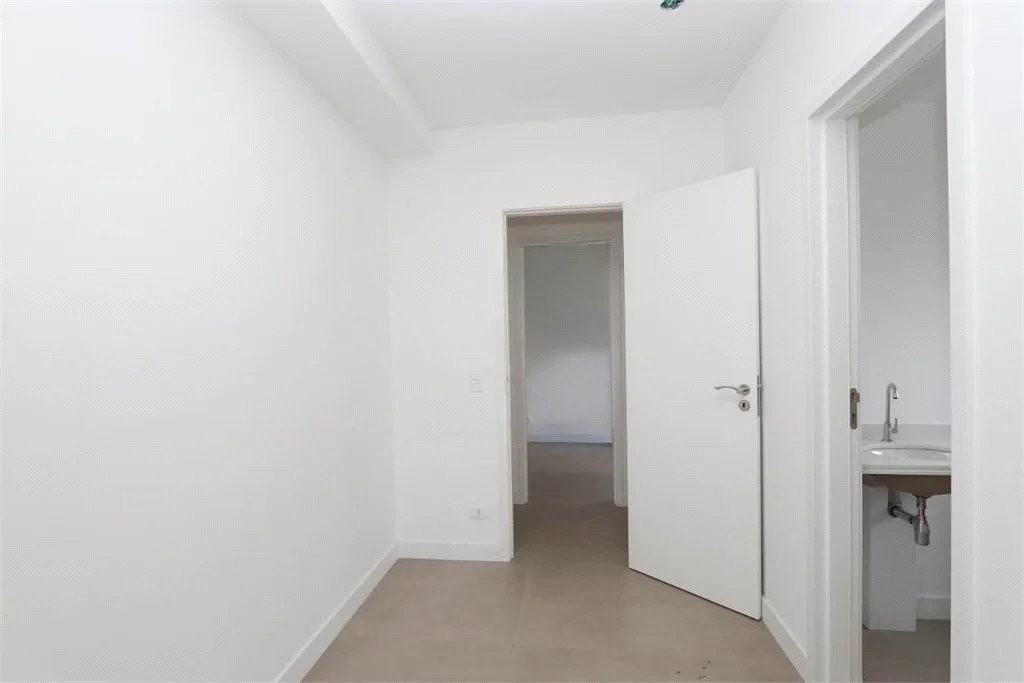 Apartamento à venda com 2 quartos em Vila Suzana, São Paulo, SP