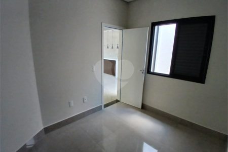 Casa à venda com 3 quartos, sendo 1 suíte, no condomínio Jardim, Sorocaba - SP