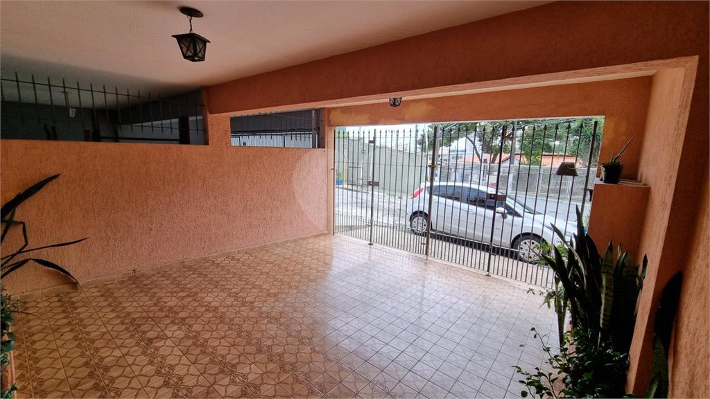 Casa à venda com 3 quartos em Cidade dos Bandeirantes, São Paulo, SP