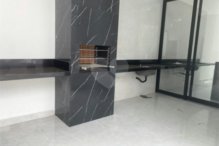 Casa à venda com 3 quartos, sendo 1 suíte, no condomínio Horto Florestal Villagio, Sorocaba - SP