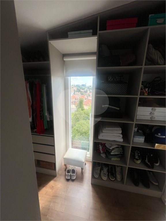 Sobrado à venda com 3 quartos, sendo 1 suíte, em Vila Irmãos Arnoni, São Paulo, SP