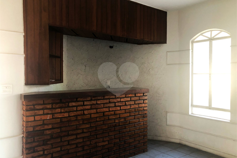 Sobrado à venda com 4 quartos, sendo 3 suítes, em Vila Rosália, Guarulhos, SP