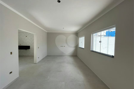 Casa à venda com 3 quartos, sendo 2 suítes, em Nova Cerejeira, Atibaia, SP