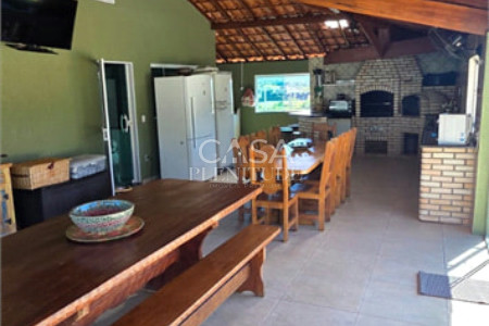 Casa em condomínio à venda ou para alugar com 3 quartos, sendo 1 suíte,  em Village da Serra, Araçoiaba da Serra, SP