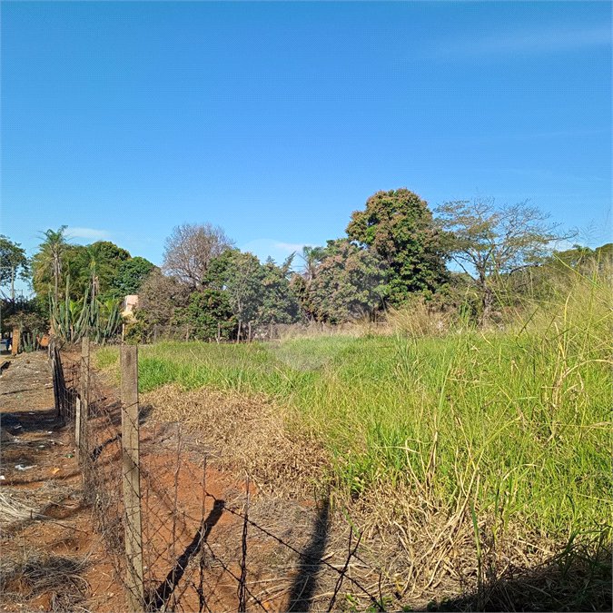 Terreno à venda em Jardim Brasília (vila Xavier), Araraquara, SP
