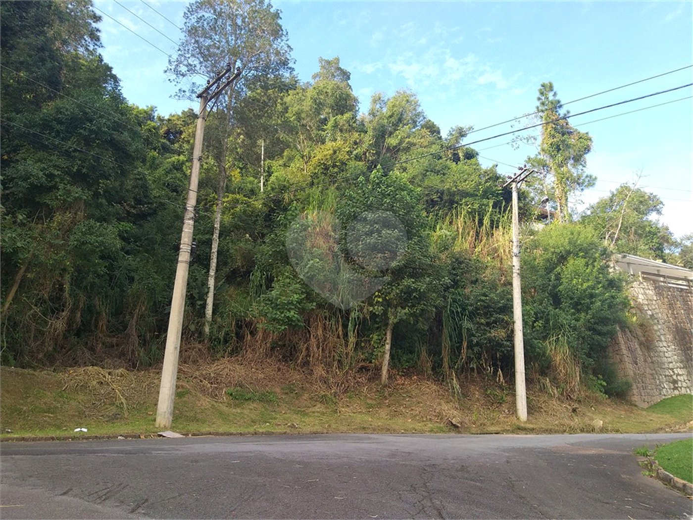 Terreno à venda no condomínio São Joaquim, Vinhedo - SP