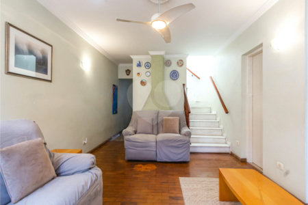 Sobrado à venda com 3 quartos, sendo 1 suíte, em Chácara Santo Antônio, São Paulo, SP