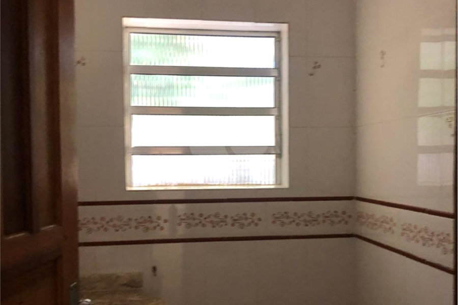 Casa à venda com 5 quartos, sendo 3 suítes, em Serra da Cantareira, Mairiporã, SP