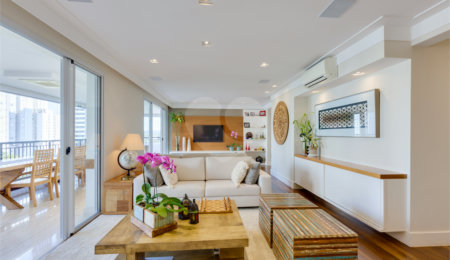 Apartamento à venda com 4 quartos, sendo 2 suítes,  em Campo Belo, São Paulo, SP