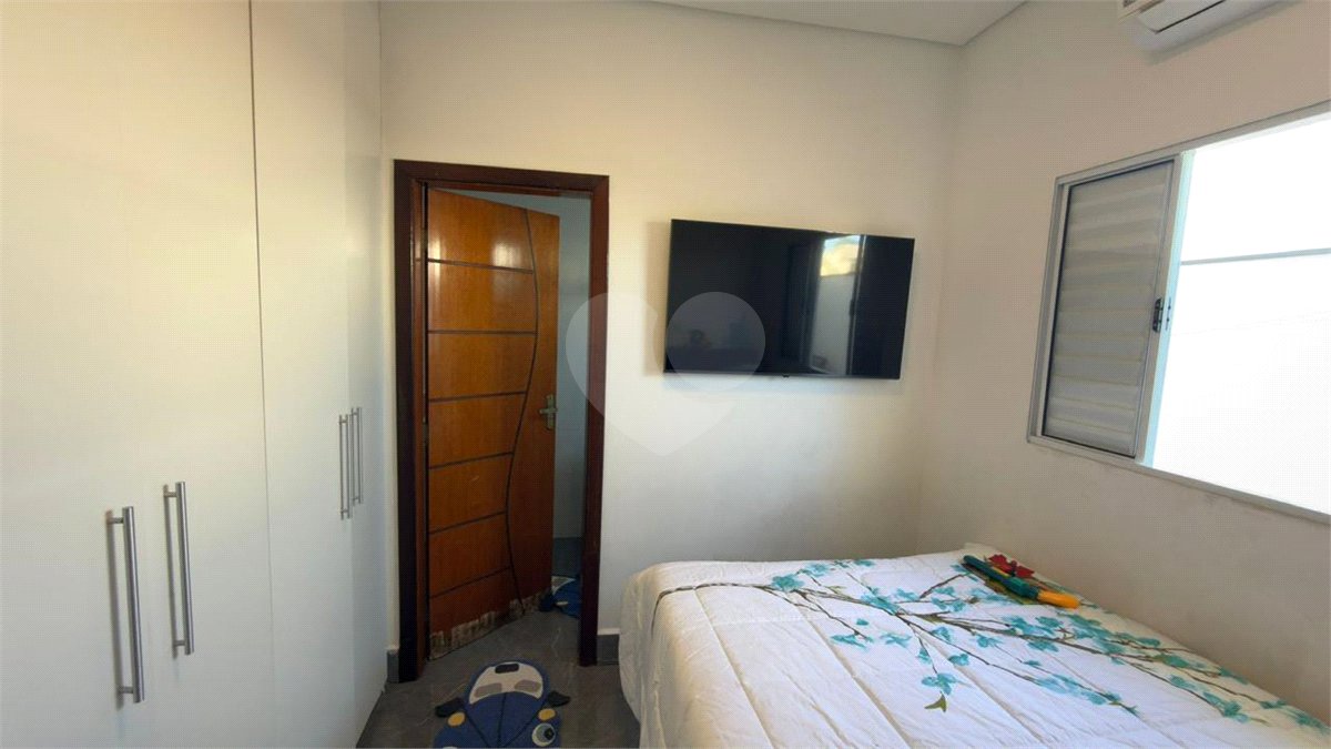 Casa à venda com 3 suítes no condomínio Campos do Conde I e II, Sorocaba - SP