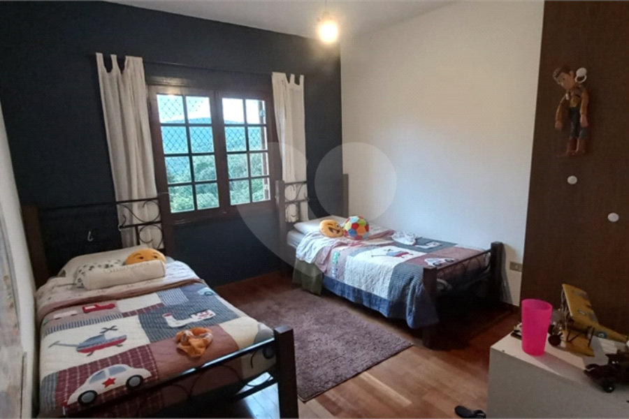 Casa à venda com 4 suítes no condomínio Alpes da Cantareira, Mairiporã - SP