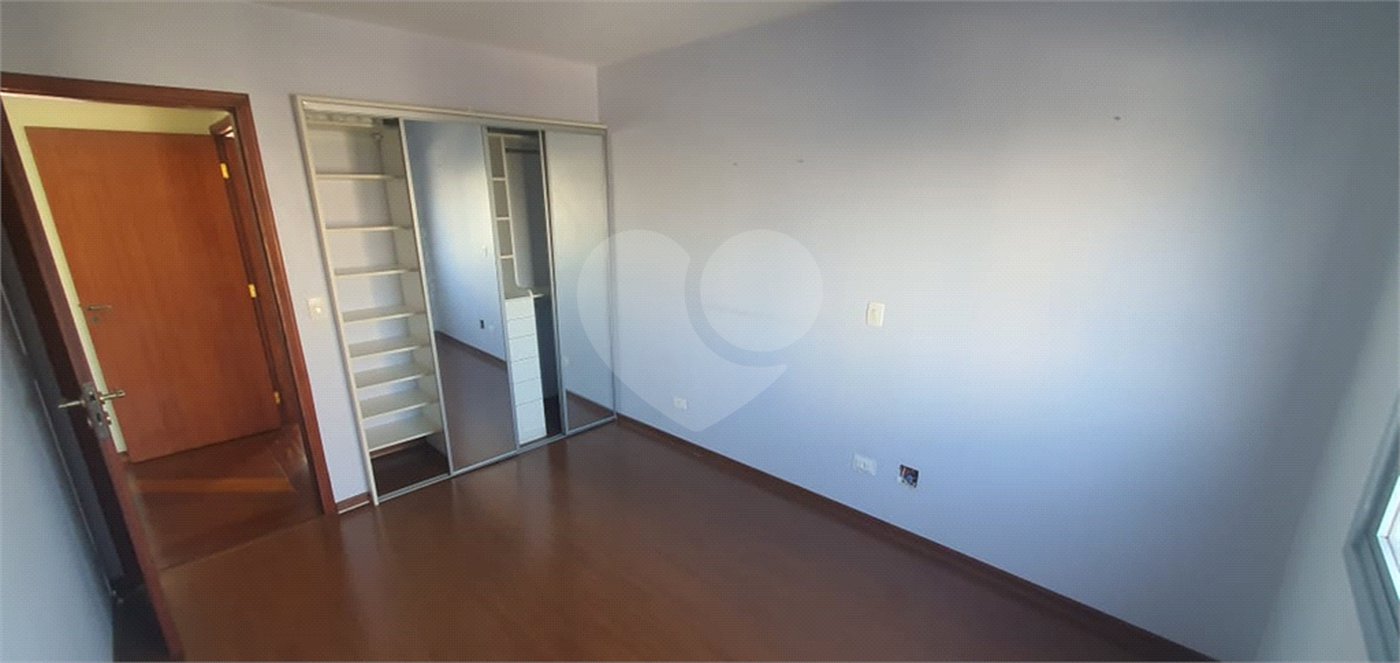 Apartamento à venda com 3 quartos, sendo 1 suíte, em Vila Paulicéia, São Paulo, SP