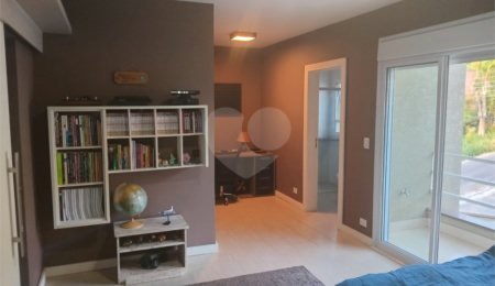 Casa à venda com 4 quartos, sendo 3 suítes,  no condomínio Arco Iris, Atibaia - SP