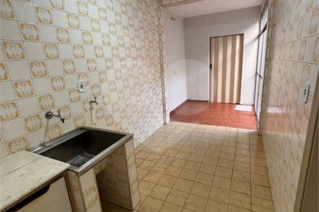 Sobrado à venda com 4 quartos no Centro, Salto, SP