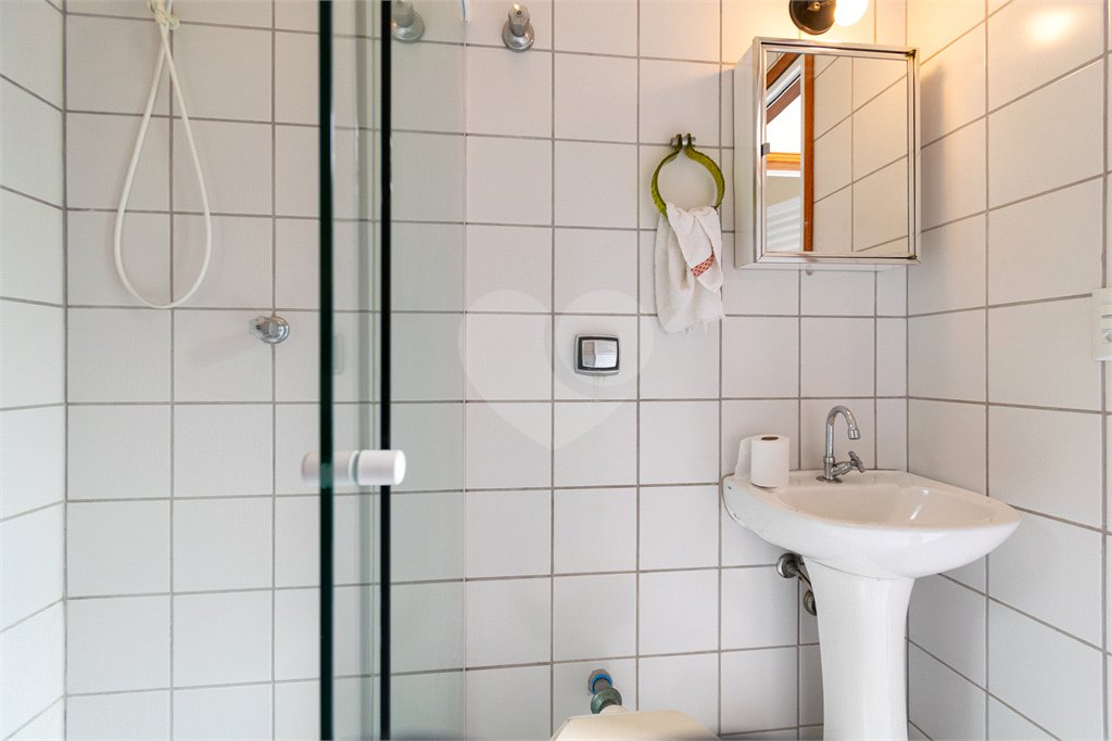Casa à venda com 3 quartos, sendo 1 suíte,  em Vila Cordeiro, São Paulo, SP