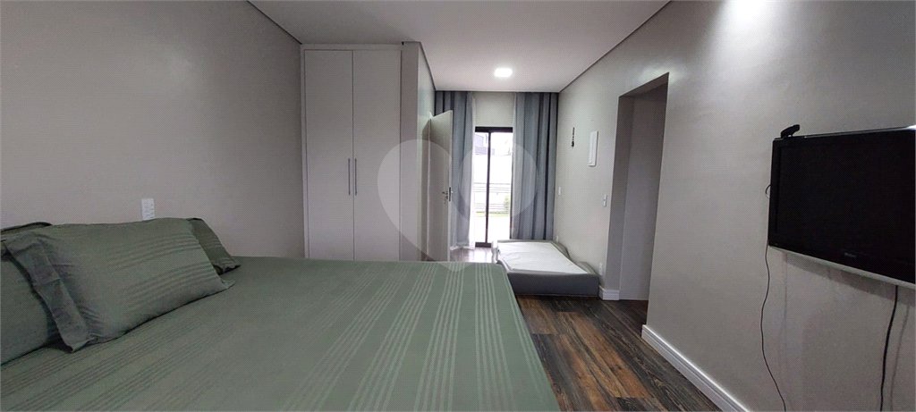 Casa para alugar com 5 quartos, sendo 1 suíte, no condomínio Figueira Garden, Atibaia - SP