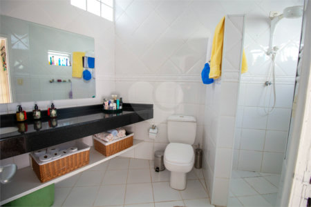 Casa à venda com 3 quartos, sendo 1 suíte,  em Jardim Bandeirantes, São Roque, SP
