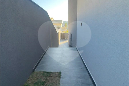 Casa à venda com 3 suítes no condomínio Vale das Águas, Bragança Paulista - SP
