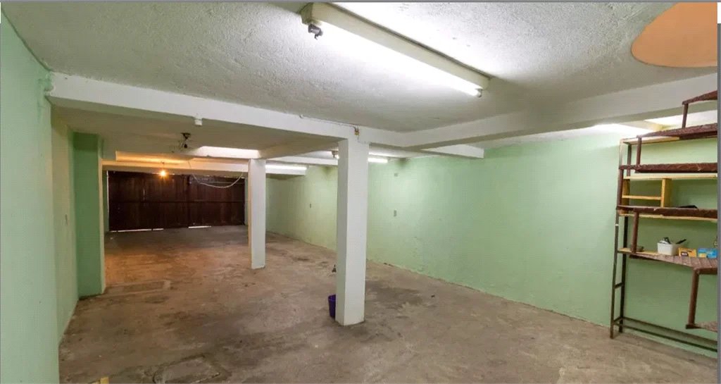 Casa à venda com 4 quartos, sendo 1 suíte,  em Vila Tiradentes, São Paulo, SP