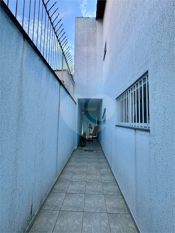 Sobrado à venda com 4 quartos, sendo 1 suíte,  em Vila Cleonice, São Paulo, SP