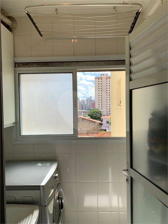 Apartamento á venda na Saúde com 75 m², com 3 dormitórios 1 suíte e 2 vagas de garagem