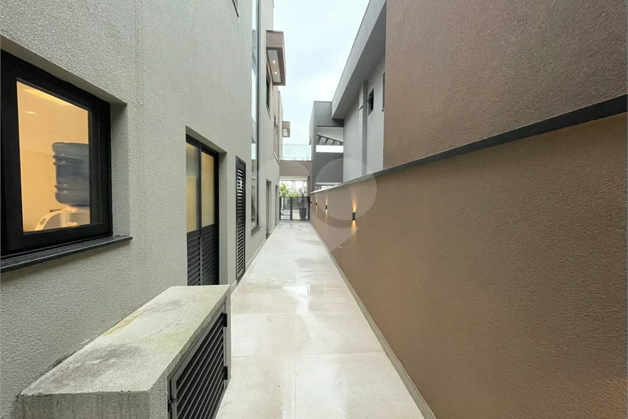 Casa à venda ou para alugar com 5 quartos, sendo 4 suítes,  em Morada da Praia, Bertioga, SP