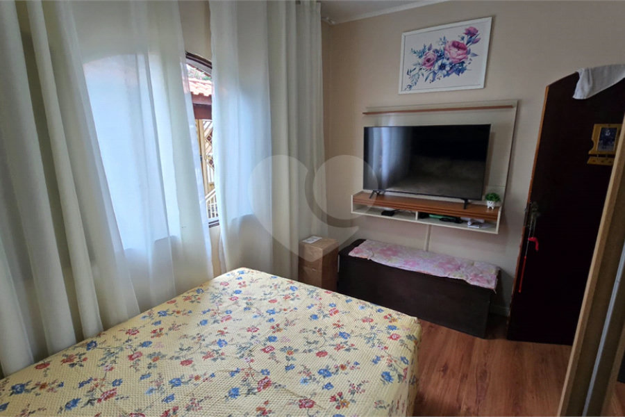 SOBRADO A VENDA FEITO PARA RENDA, FAMÍLIA GRANDE OU 2 CASAS | PRÓXIMO À ESTAÇÃO PIRITUBA!