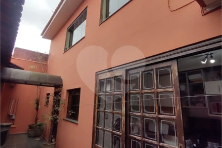Casa com 300m² , 4 dormitórios , sendo 2 suítes , 5 vagas , à venda no bairro Curuçá , em Santo André.