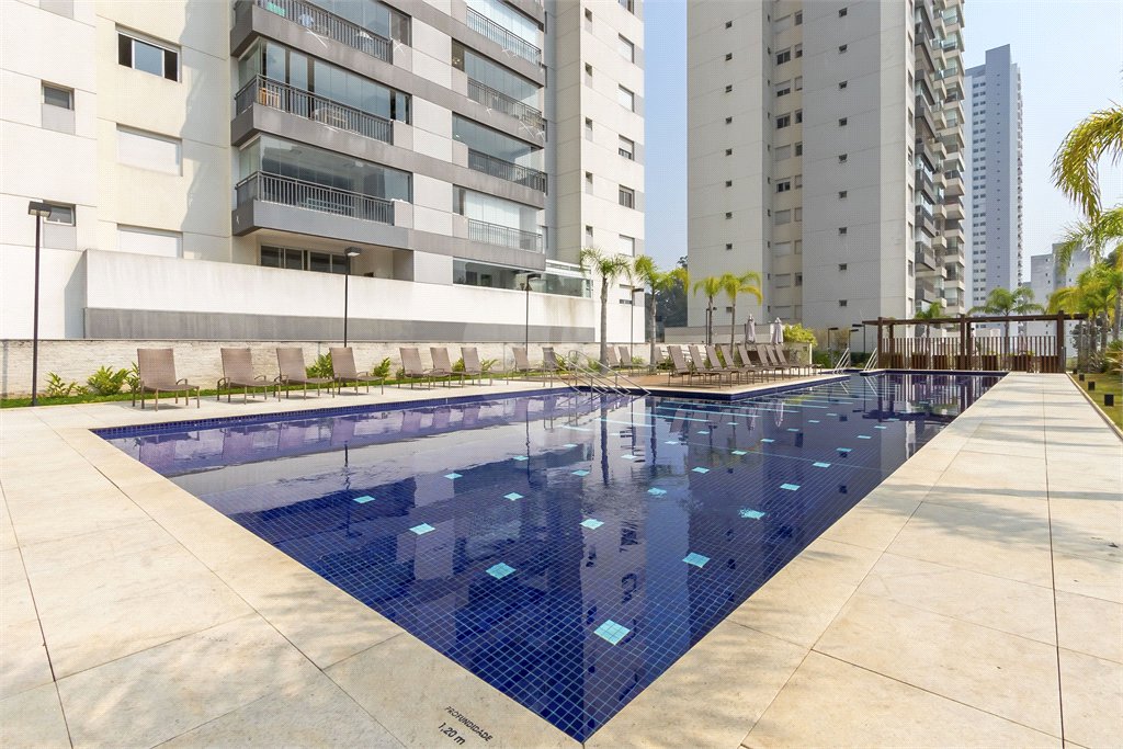Apartamento à venda com 3 quartos, sendo 1 suíte,  em Jardim Caboré, São Paulo, SP