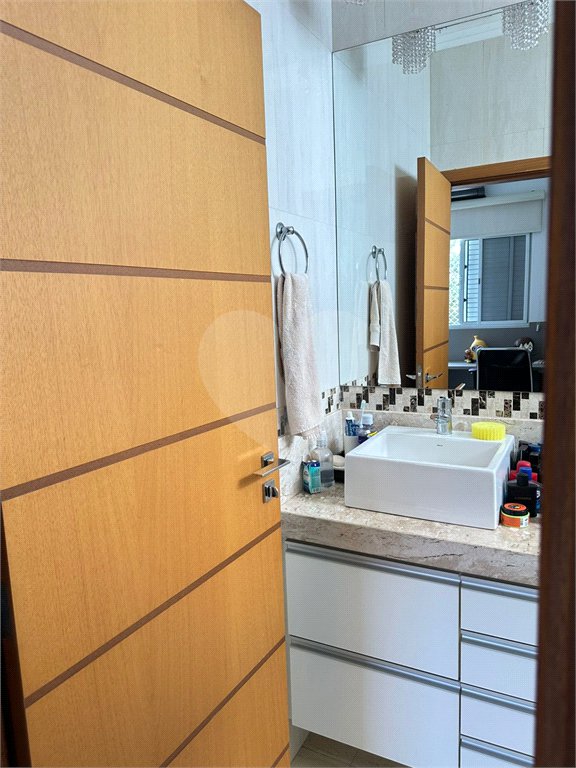 Sobrado à venda com 4 quartos, sendo 3 suítes, em Jardim Residencial Maggiore, Araraquara, SP