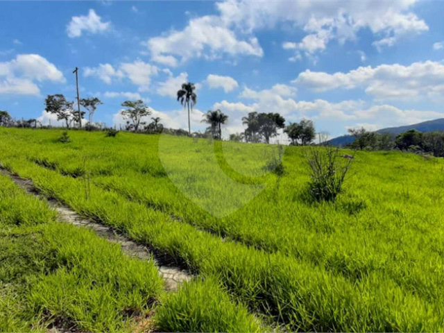 Casa à venda com 1 suíte em Santa Inês, Mairiporã, SP