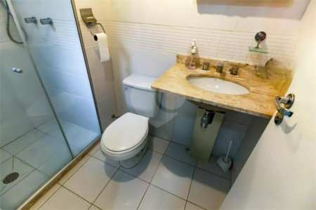 Apartamento à venda com 3 quartos, sendo 1 suíte,  em Lar São Paulo, São Paulo, SP