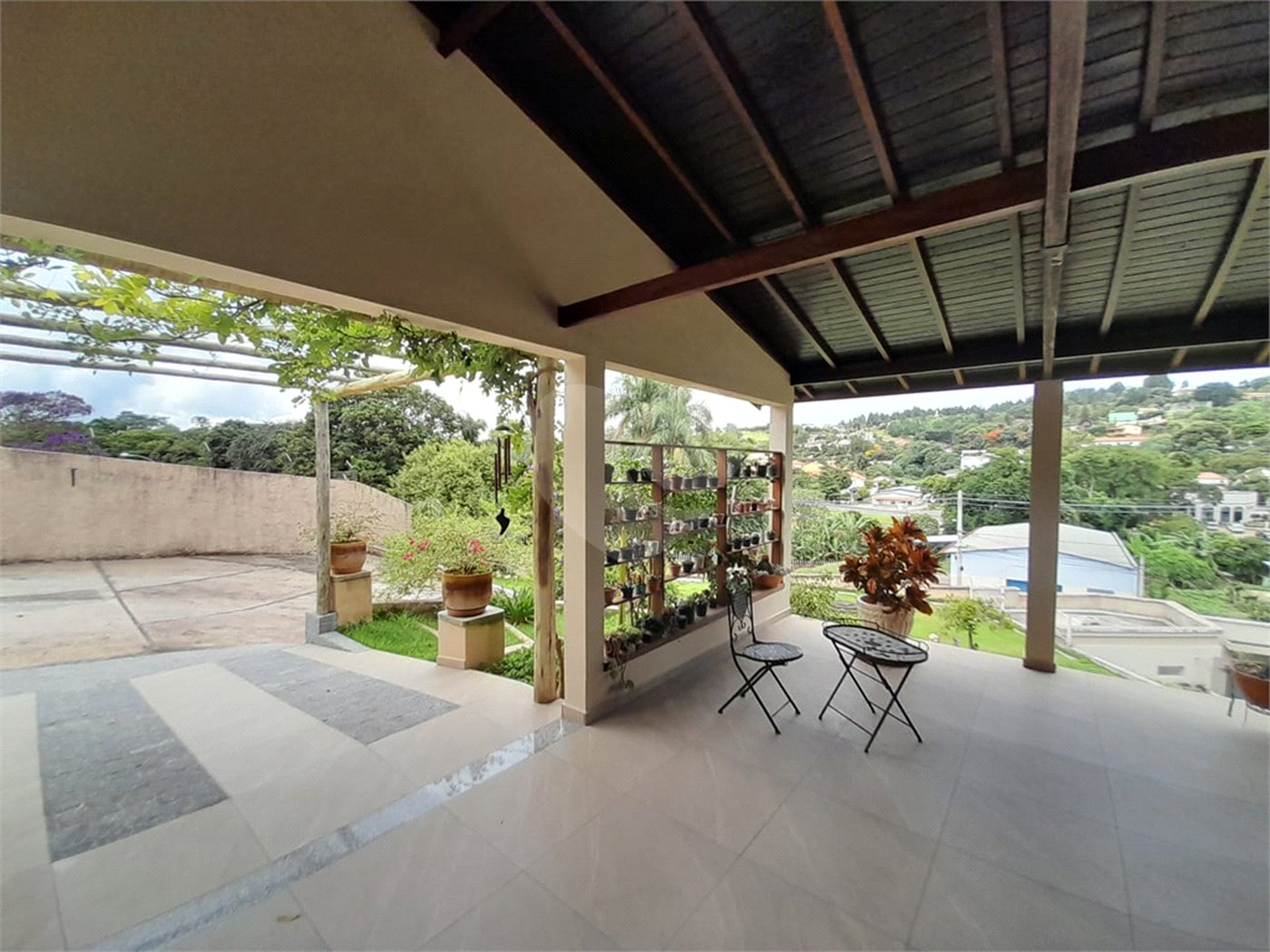Casa à venda com 3 quartos, sendo 1 suíte, em Área Rural de Serra Negra, Serra Negra, SP