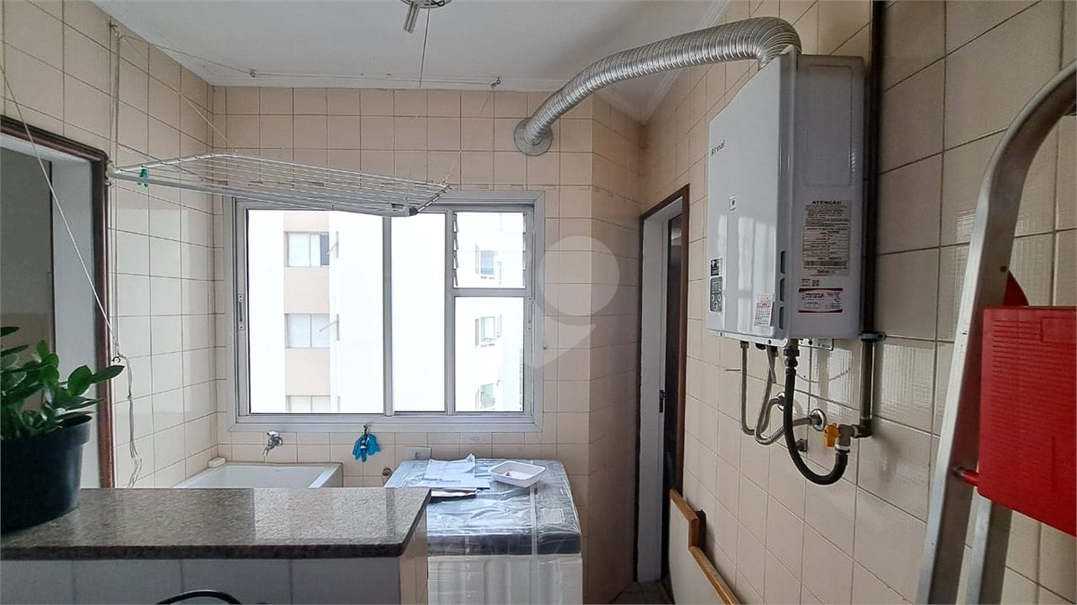 Apartamento à venda com 3 quartos, sendo 1 suíte, em Vila Mariana, São Paulo, SP