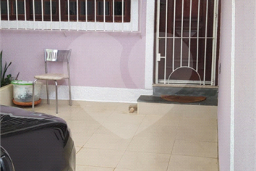 Sobrado à venda com 2 quartos em Tremembé, São Paulo, SP