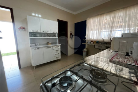 Casa à venda com 4 quartos, sendo 2 suítes,  em Vila São Gonçalo, Itapetininga, SP