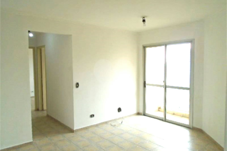 Apartamento para alugar com 2 quartos em Sitio Pinheirinho, São Paulo, SP