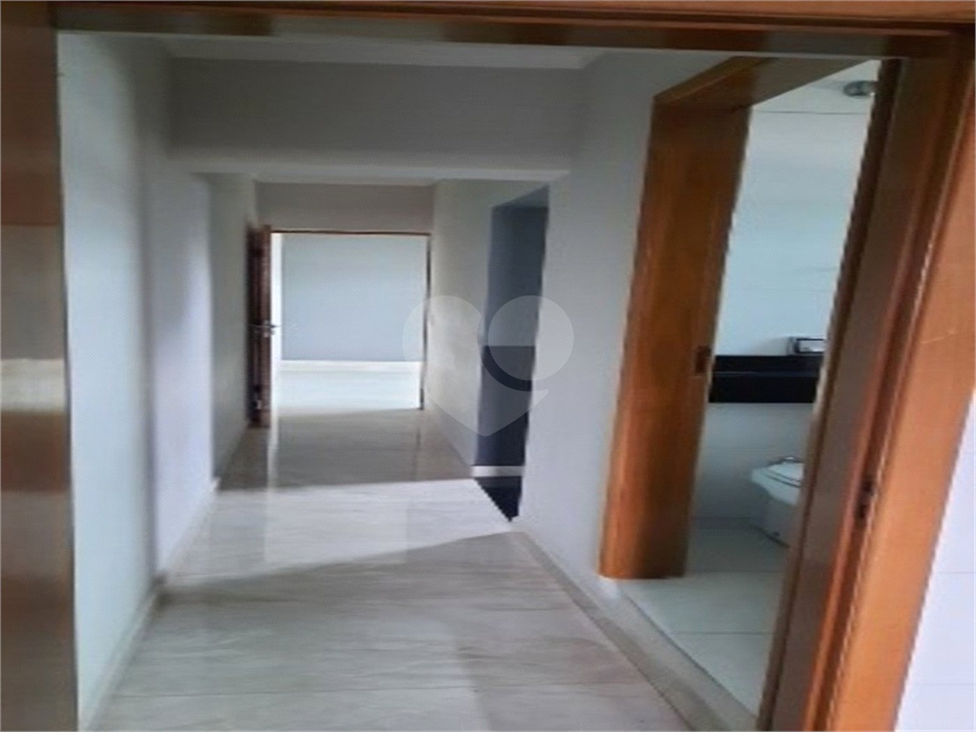 Sobrado à venda com 3 quartos, sendo 1 suíte, em Parque Edu Chaves, São Paulo, SP