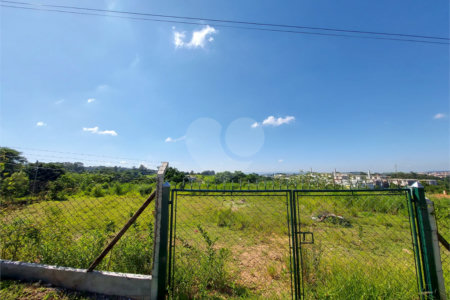 Terreno à venda com 1 suíte em Vista Alegre, Vinhedo, SP